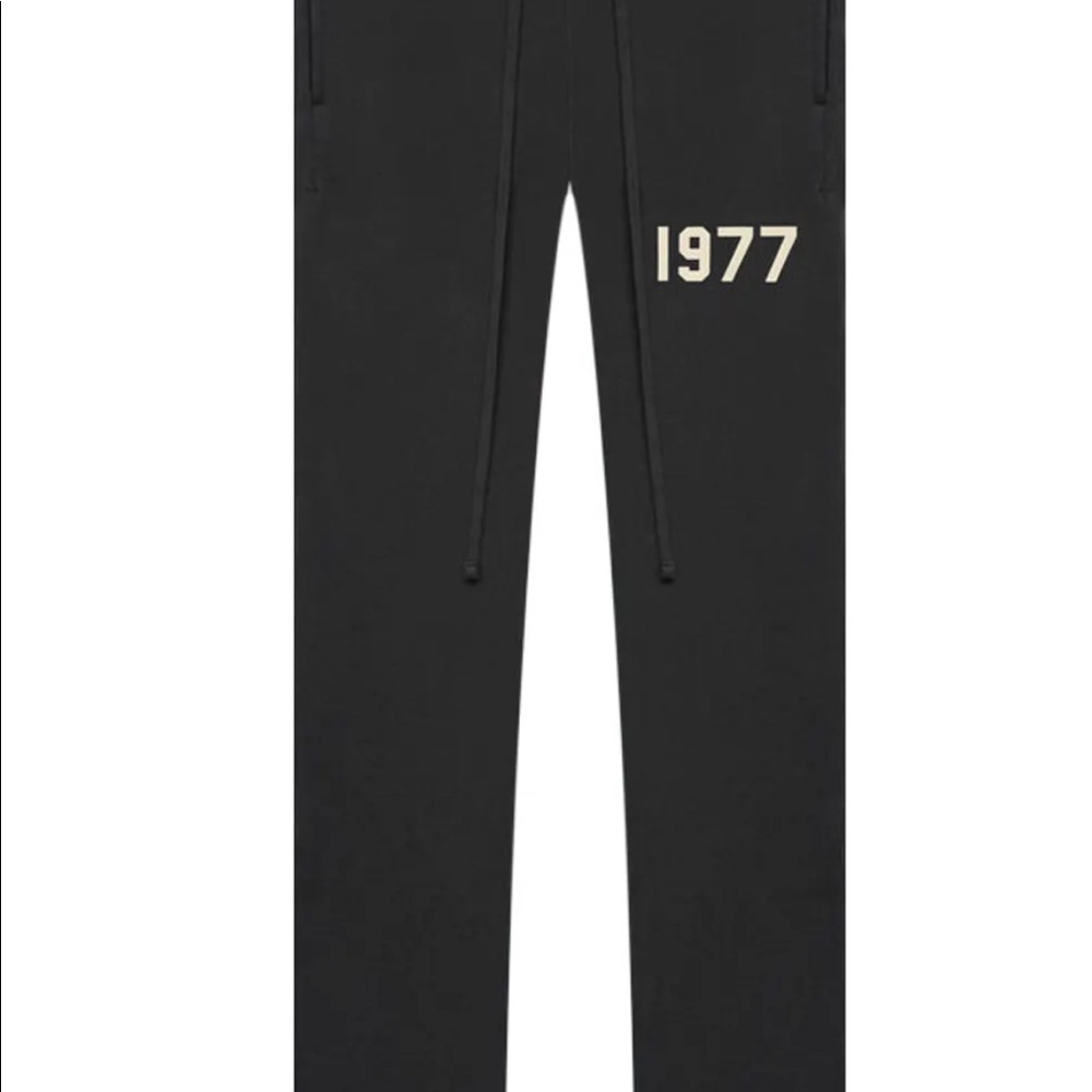 NEW ESSENTIAL SWEATPANTS “IRON” COLOR CUFFED AT ANKLES NEW W TAGS COMES WITH BAG